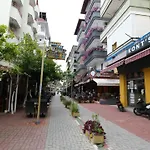 Agora Boutique