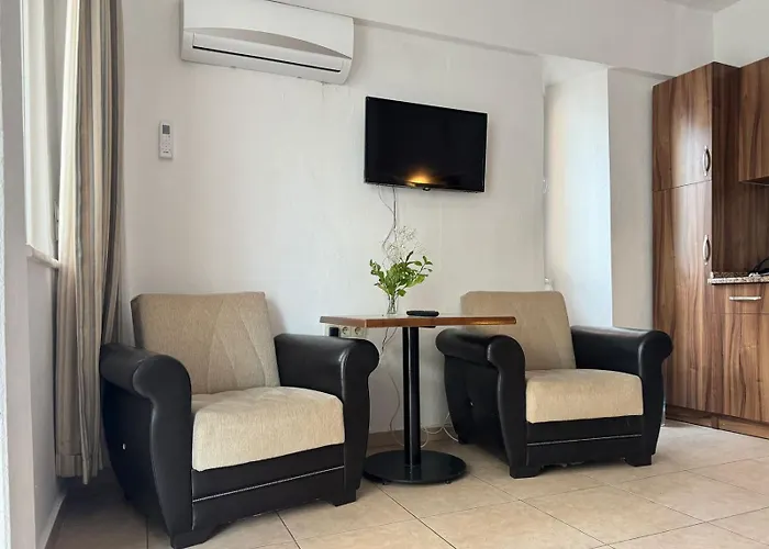 Agora Boutique 公寓式酒店 阿拉尼亚