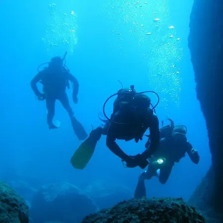 Agora Boutique * 阿拉尼亚