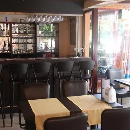 Agora Boutique Appart hôtel 2*